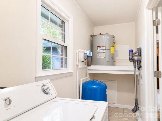 552 Coxes Creek Church Road, Marion, NC 28752
