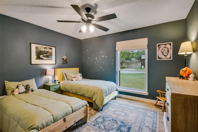 6802 Rio Bravo LN, Austin, TX 78737