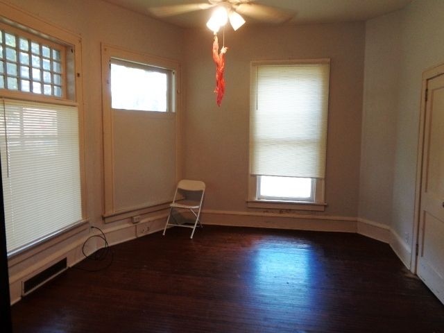 735 N Court Street, Rockford, IL 61103