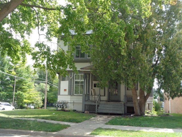 735 N Court Street, Rockford, IL 61103