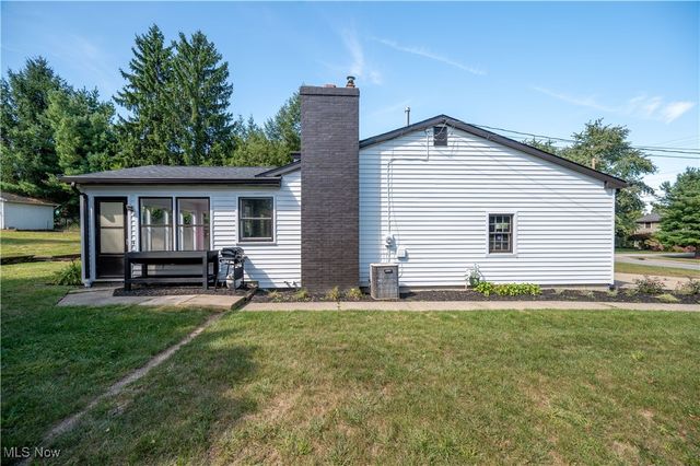 3151 Heatherbrae Drive, Poland, OH 44514