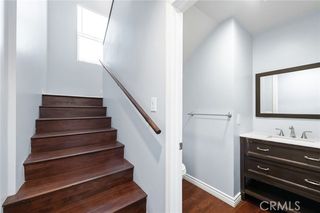 8420 Glider Avenue, Los Angeles, CA 90045