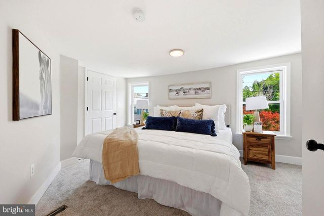 420 NORTH ST E, Charles Town, WV 25414