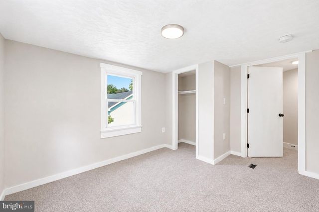 420 NORTH ST E, Charles Town, WV 25414