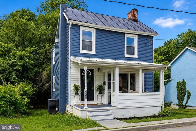 420 NORTH ST E, Charles Town, WV 25414