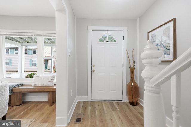 420 NORTH ST E, Charles Town, WV 25414