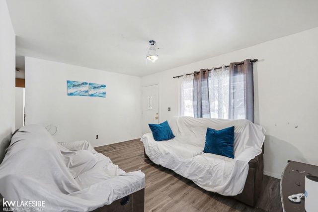 3272 Grafton Street, Lake Orion, MI 48359