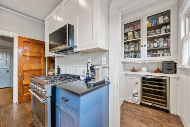14 Whitby Ter 1, Boston, MA 02125