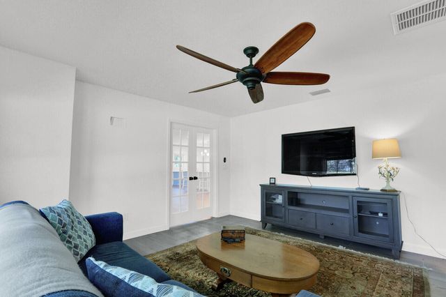 105 Main Street, Fort Pierce, FL 34982