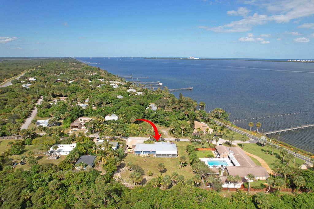 105 Main Street, Fort Pierce, FL 34982