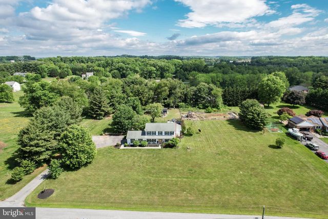 1684 CALICO DR, Woodbine, MD 21797