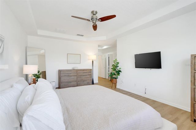 5445 LEIGHTON LANE, Oviedo, FL 32765