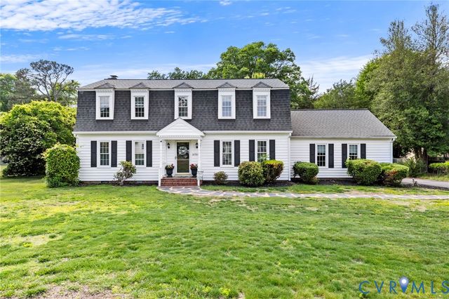 10706 Lunswood Rd, Chester, VA 23831