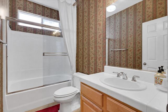 5018 Crest Dr, Sacramento, CA 95835