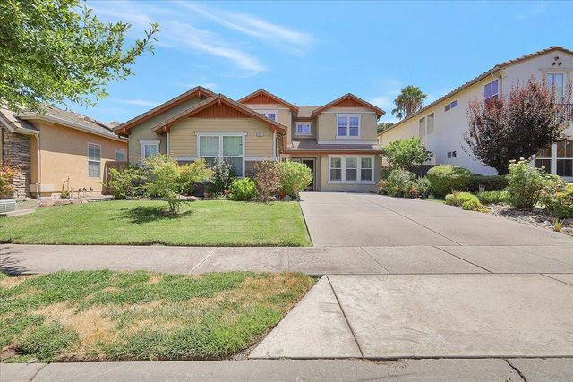 5018 Crest Dr, Sacramento, CA 95835