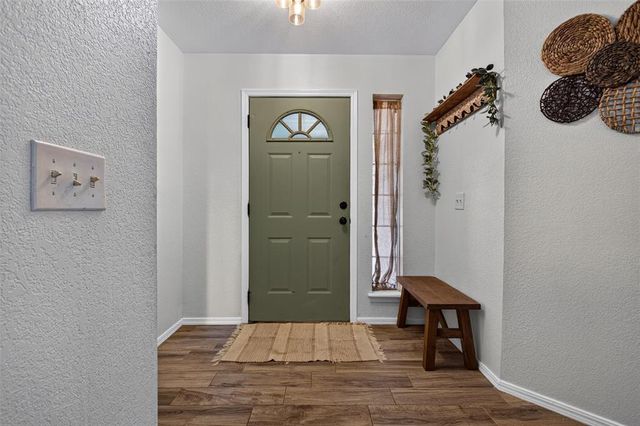 1901 Butterfield Trail, Choctaw, OK 73020