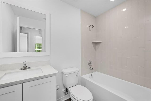 572 BAY LEAF DRIVE, Poinciana, FL 34759