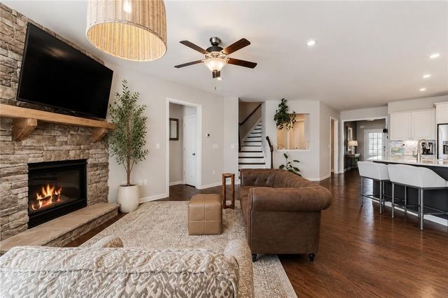 207 Gaston Court, Canton, GA 30115