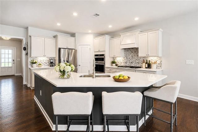 207 Gaston Court, Canton, GA 30115
