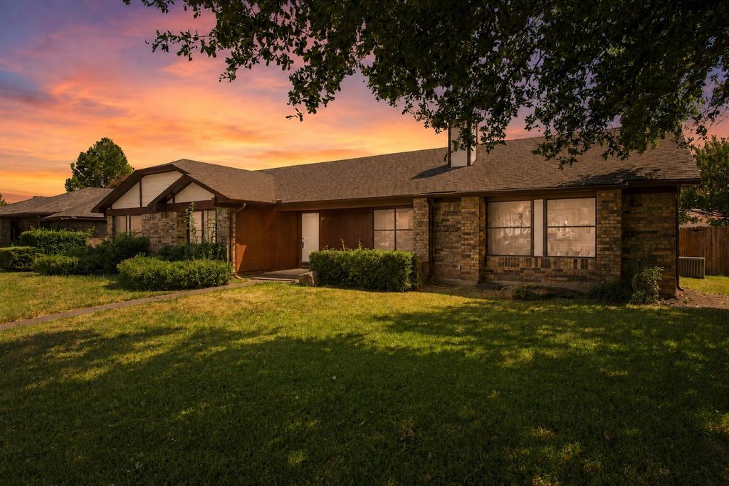 117 Cole Street, Garland, TX 75040