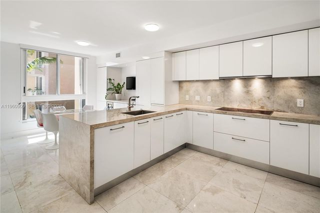 765 Crandon Blvd 306, Key Biscayne, FL 33149