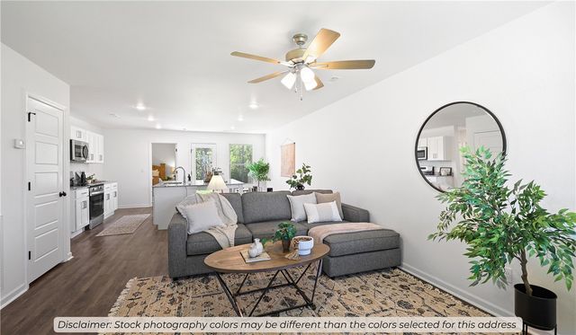 690 Marcella Street, Prairie Grove, AR 72753