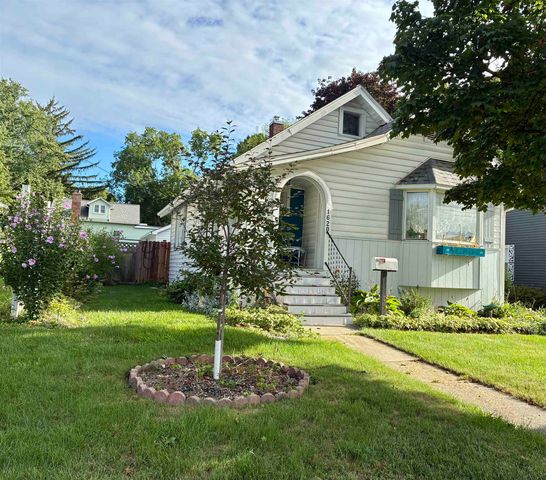 1620 W Main Street, Owosso, MI 48867