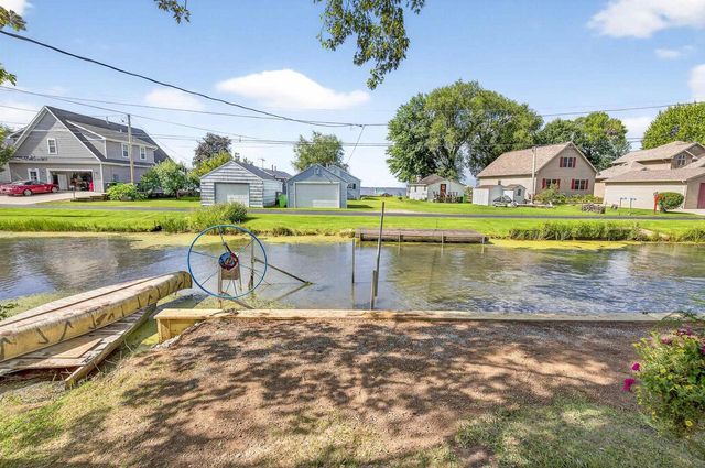 7621 WIDGEON LANE, Larsen, WI 54947