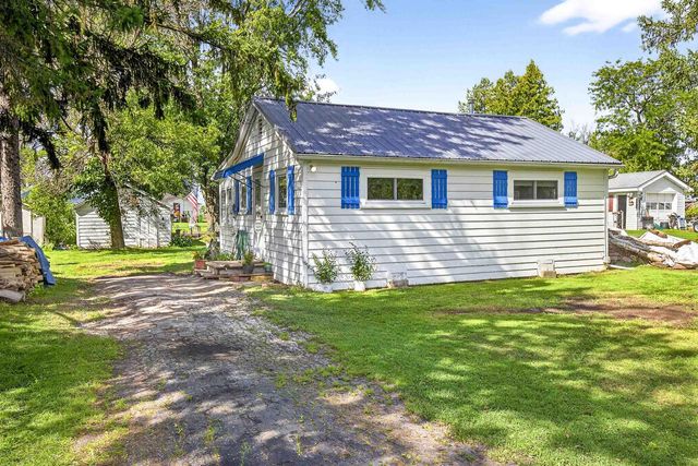 7621 WIDGEON LANE, Larsen, WI 54947