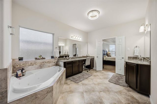 12418 Garnet Road, Mont Belvieu, TX 77535
