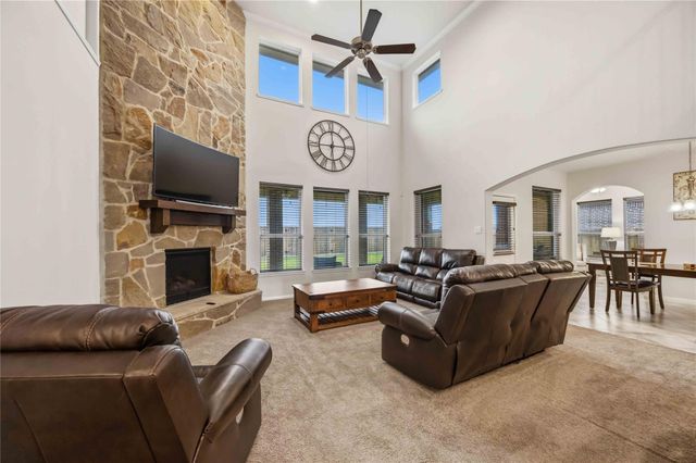 12418 Garnet Road, Mont Belvieu, TX 77535