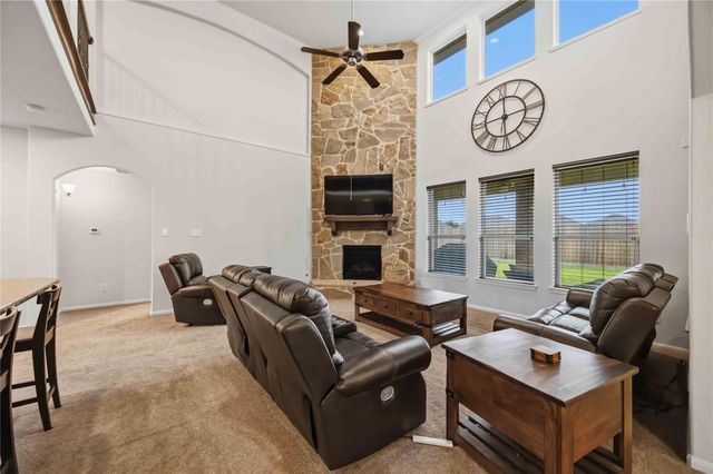 12418 Garnet Road, Mont Belvieu, TX 77535