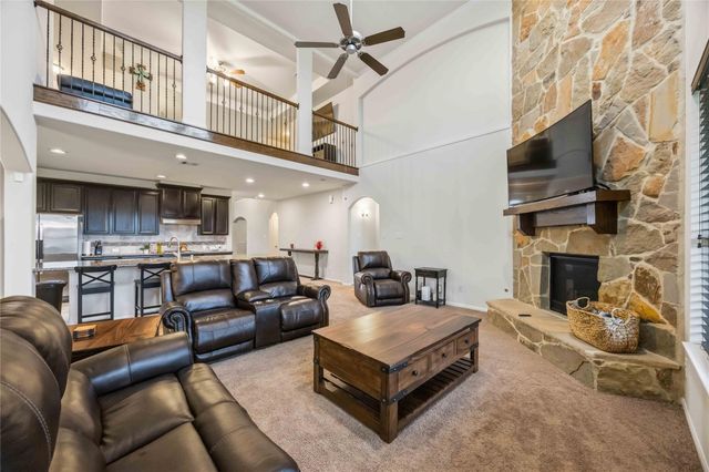 12418 Garnet Road, Mont Belvieu, TX 77535