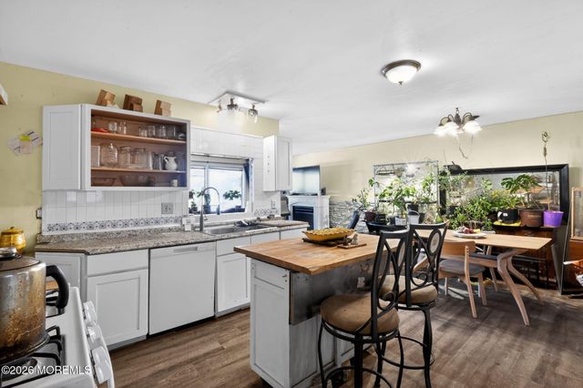 3 Demaret Court, Little Egg Harbor, NJ 08087
