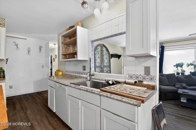 3 Demaret Court, Little Egg Harbor, NJ 08087