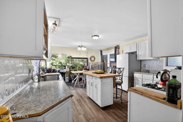 3 Demaret Court, Little Egg Harbor, NJ 08087