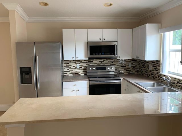 5900 Azalea Circle, West Palm Beach, FL 33415