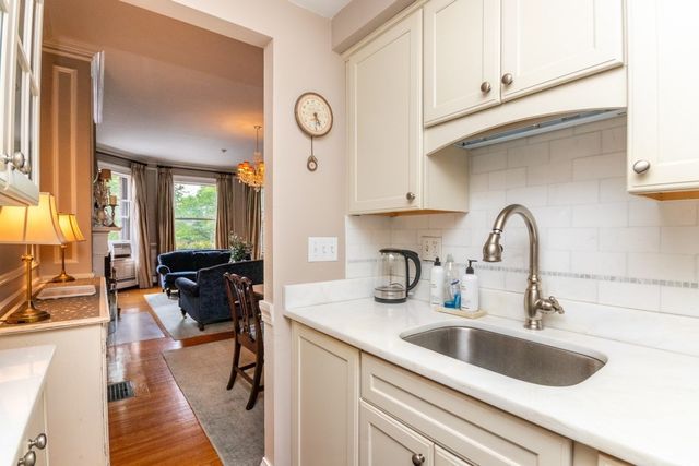 164 Beacon St 2, Boston, MA 02116