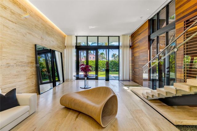 250 Ocean Blvd, Golden Beach, FL 33160