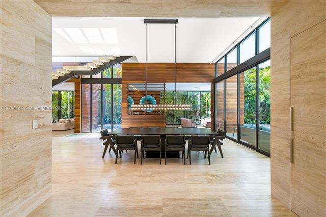 250 Ocean Blvd, Golden Beach, FL 33160