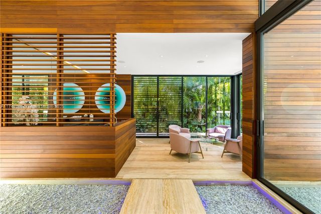 250 Ocean Blvd, Golden Beach, FL 33160