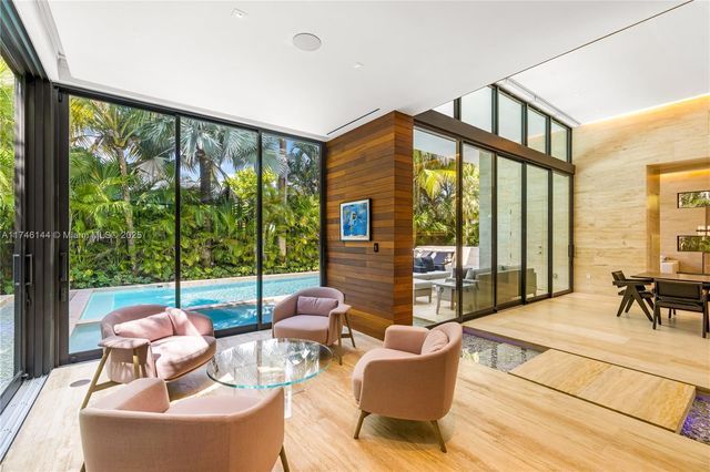 250 Ocean Blvd, Golden Beach, FL 33160