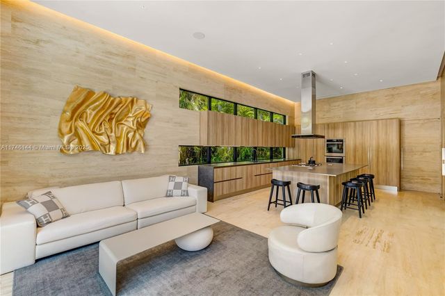 250 Ocean Blvd, Golden Beach, FL 33160