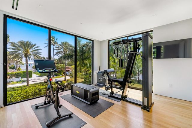 250 Ocean Blvd, Golden Beach, FL 33160