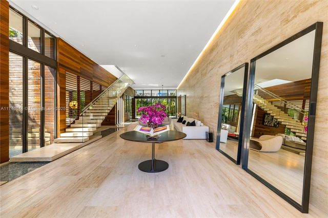 250 Ocean Blvd, Golden Beach, FL 33160