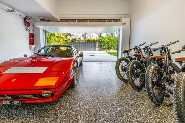 250 Ocean Blvd, Golden Beach, FL 33160