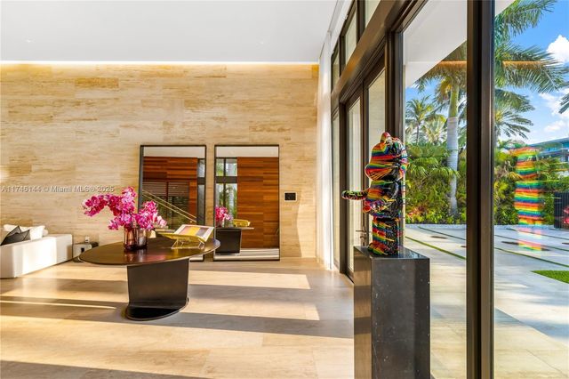 250 Ocean Blvd, Golden Beach, FL 33160