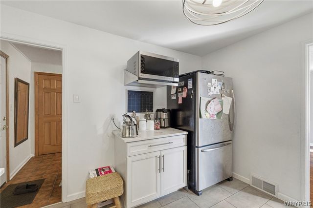 415 Roycroft Boulevard, Amherst, NY 14226