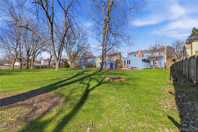 415 Roycroft Boulevard, Amherst, NY 14226