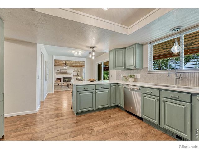 6552 W Calhoun Place, Littleton, CO 80123